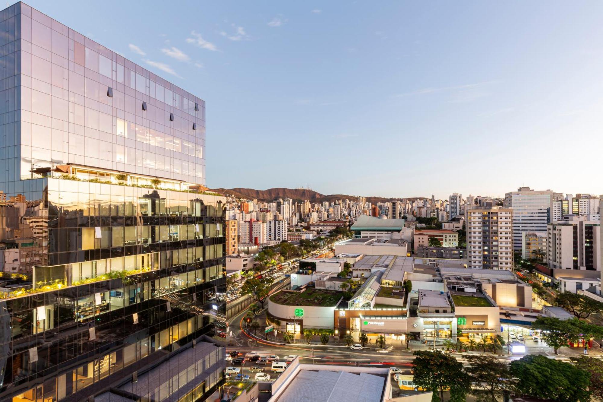 Max Savassi Apart Service Belo Horizonte Exterior foto